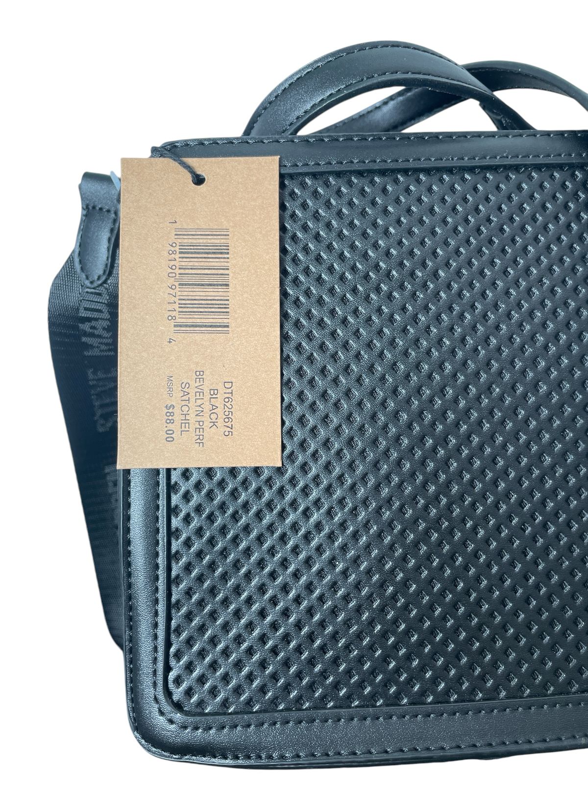 Bolsa Steve Madden con Monedero – Elegancia y Funcionalidad Moderna